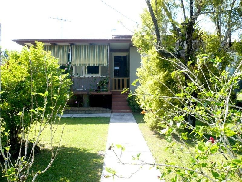 4 Jones Street, Innisfail QLD 4860