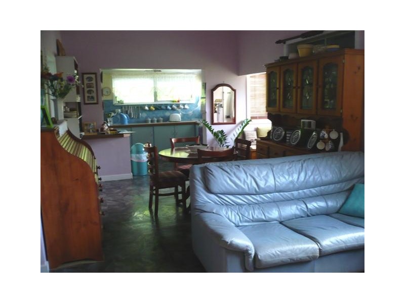 381 Flying Fish Point Road, Innisfail QLD 4860