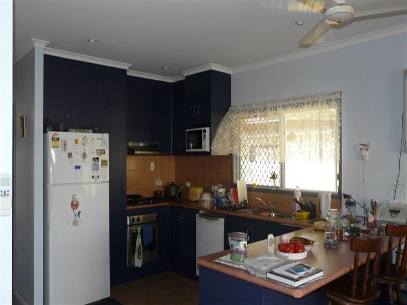 17 Peter Street, Innisfail QLD 4860