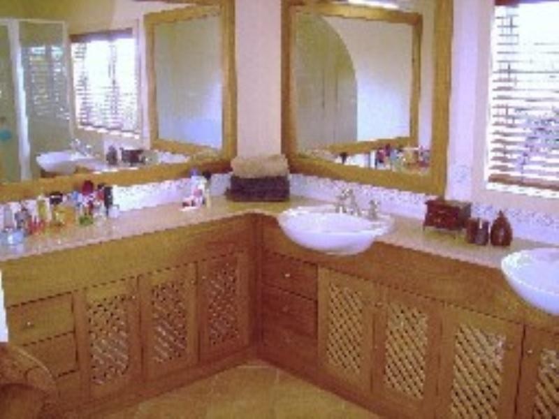 38 Riverside Crescent, Innisfail QLD 4860