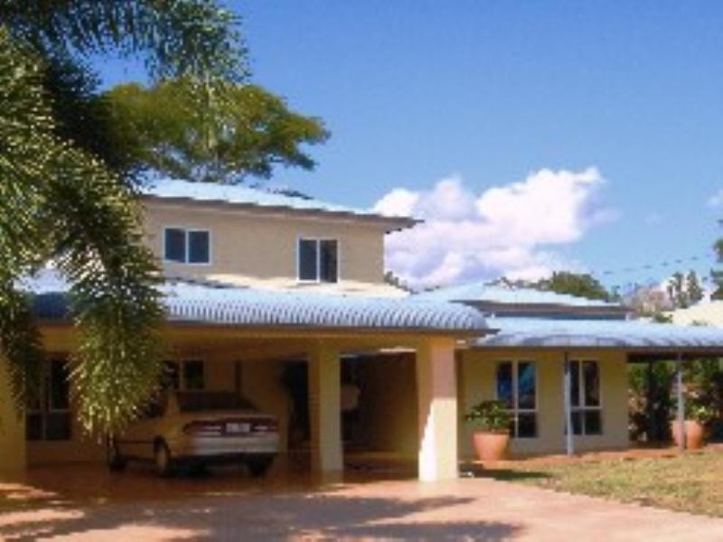 38 Riverside Crescent, Innisfail QLD 4860