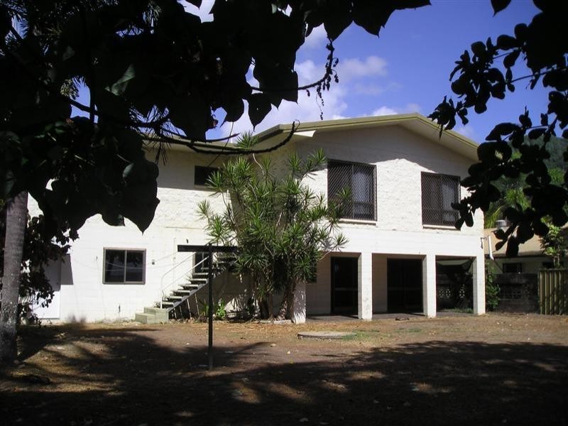 16 Feldt, Innisfail QLD 4860