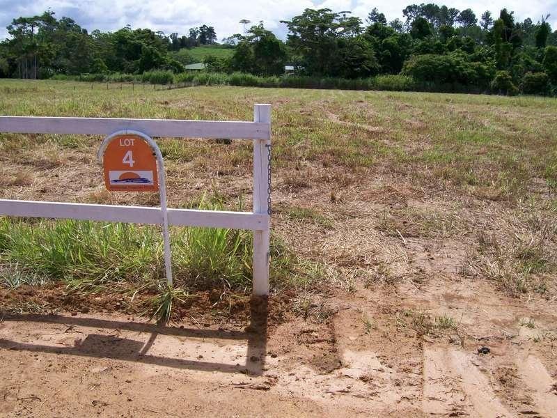 4 Witchetty Place, Innisfail QLD 4860