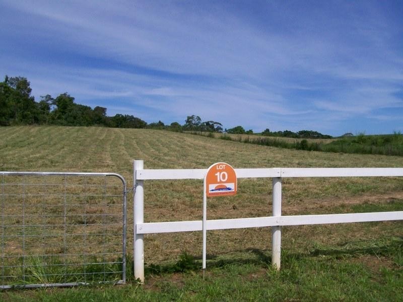 10 Witchetty Place, Innisfail QLD 4860