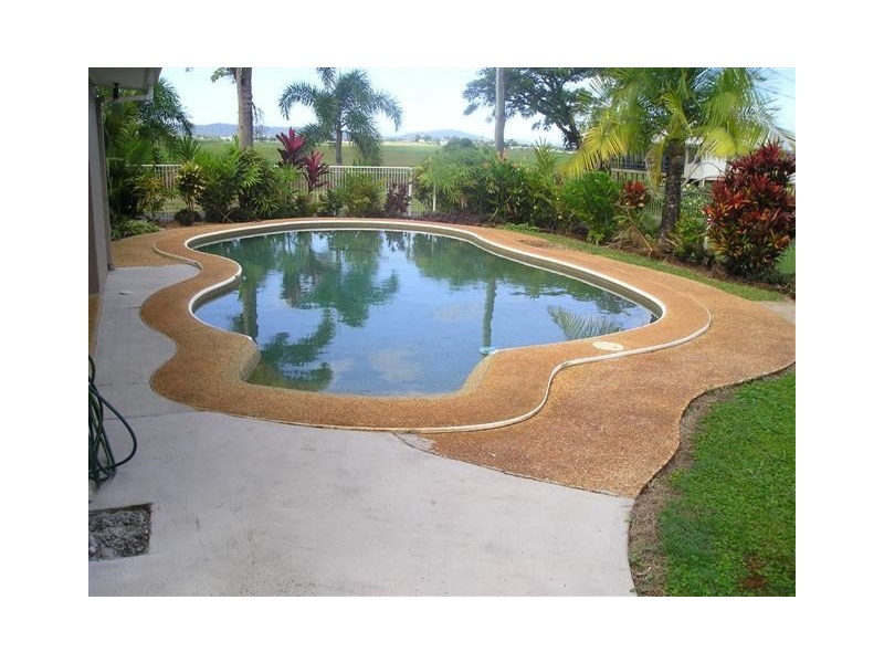 2 Bella Vista Avenue, Innisfail QLD 4860