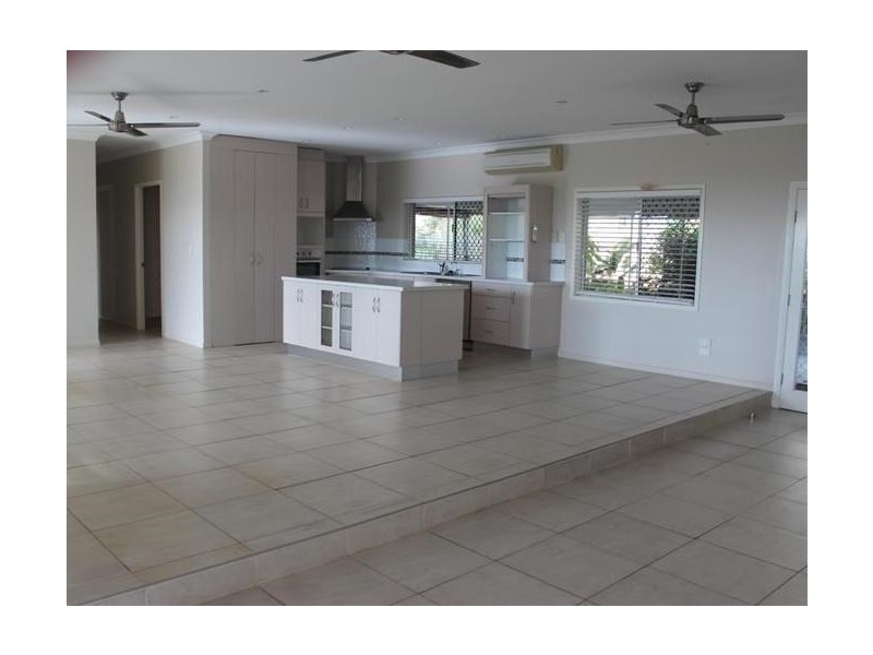 2 Bella Vista Avenue, Innisfail QLD 4860