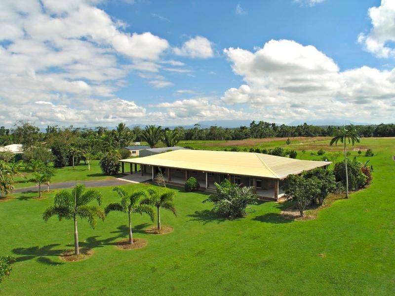 123 Etty Bay Road, Innisfail QLD 4860