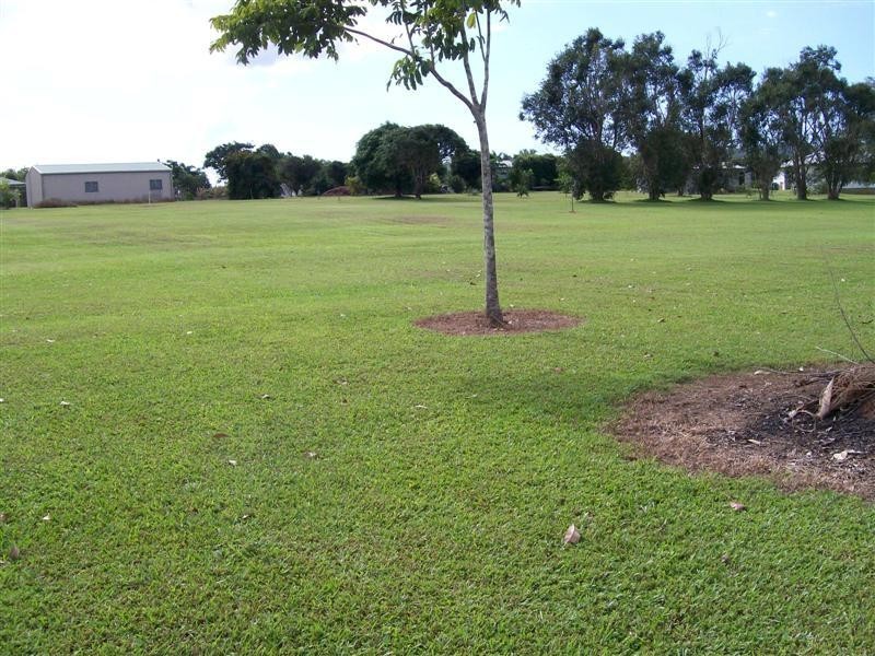 Rural post 204 Etty Bay Road, Etty Bay QLD 4858