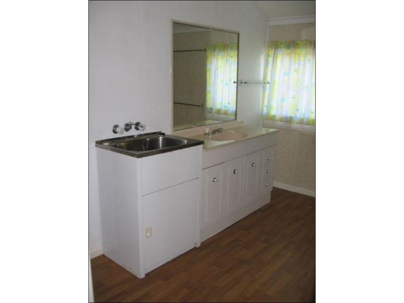 4 Glady Street, Innisfail QLD 4860