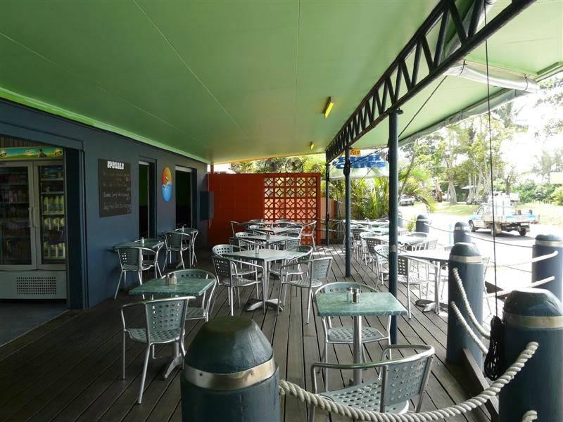 9 Elizabeth Street Flying Fish Point, Innisfail QLD 4860