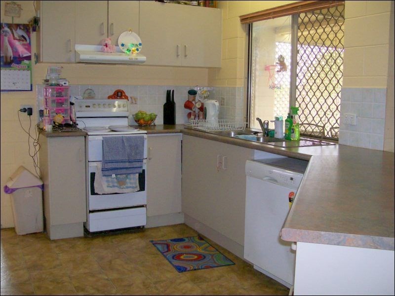 2 Graham Close, Wangan QLD 4871