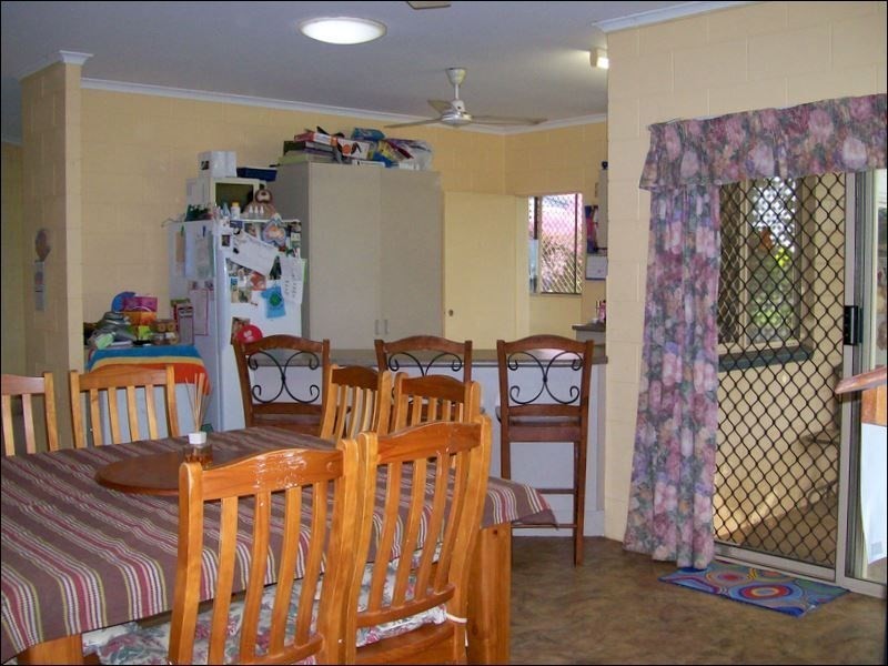 2 Graham Close, Wangan QLD 4871