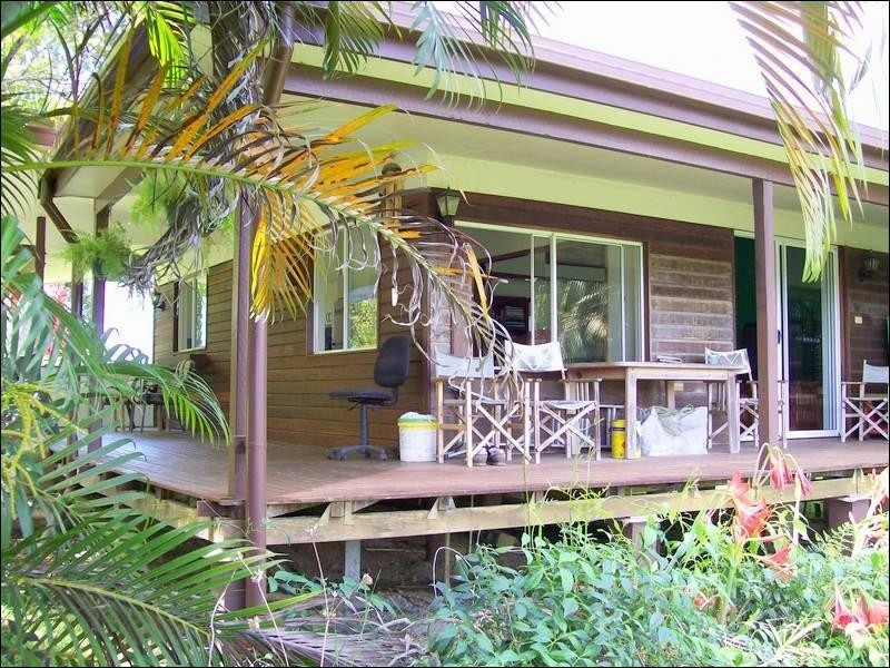 12 McRobbie Road, Silkwood QLD 4856