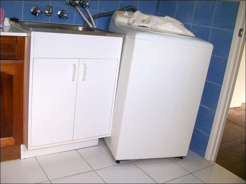 12 McRobbie Road, Silkwood QLD 4856