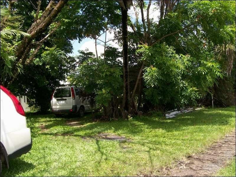 12 McRobbie Road, Silkwood QLD 4856