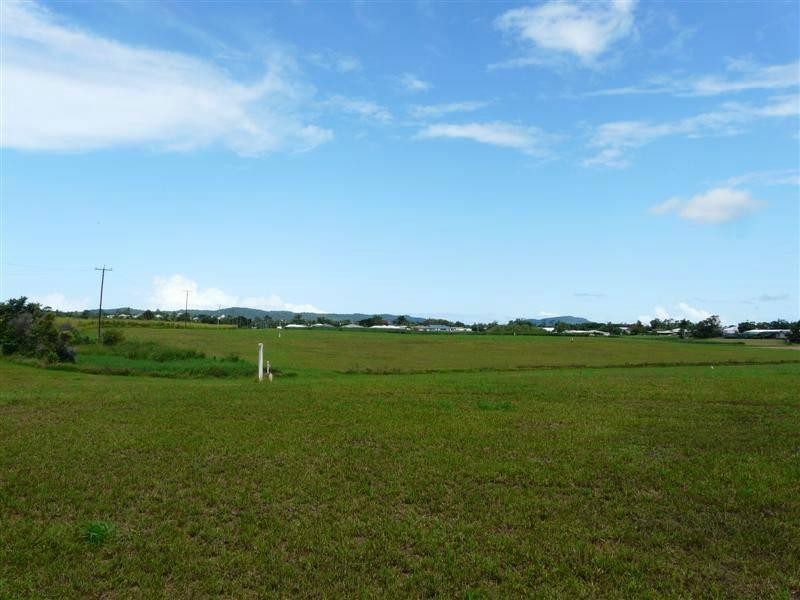 902,903 and3 Scullen Avenue, Innisfail QLD 4860