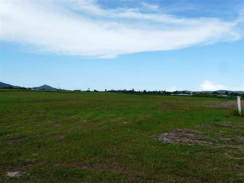 902,903 and3 Scullen Avenue, Innisfail QLD 4860