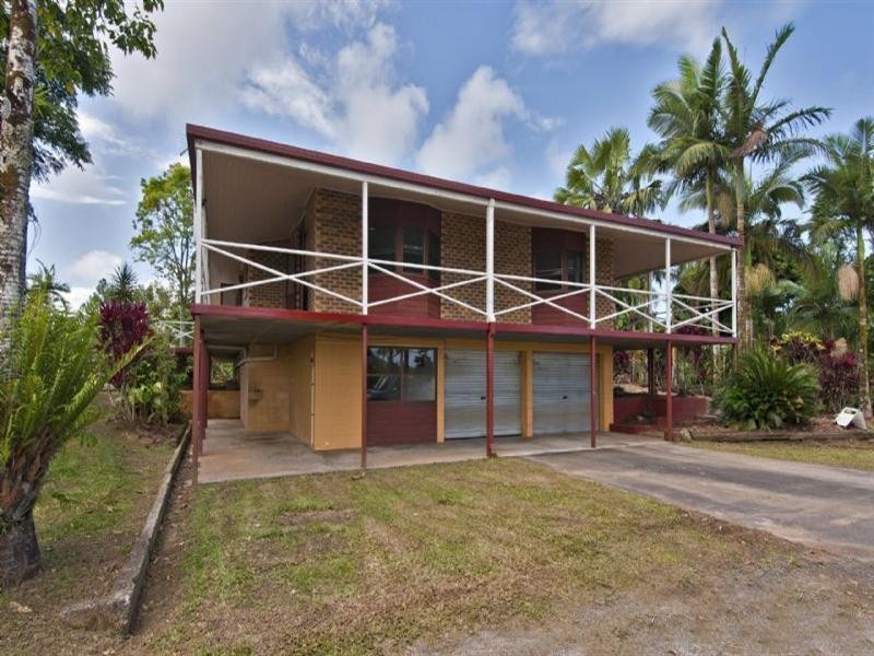 409 Flying Fish Point Road, Innisfail QLD 4860