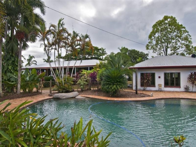 409 Flying Fish Point Road, Innisfail QLD 4860