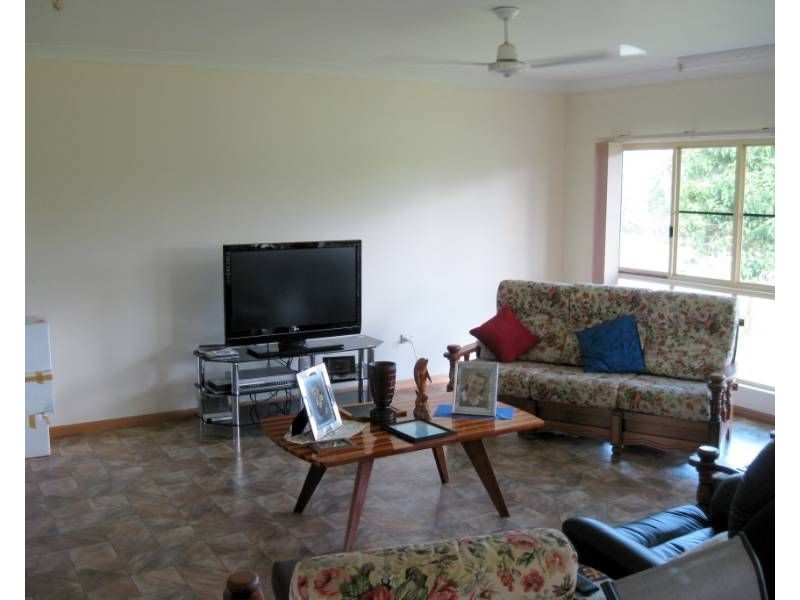 102 Bay Road, Coconuts QLD 4860