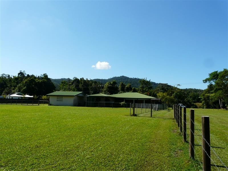 13 Rainforest Drive, Jubilee Heights QLD 4860