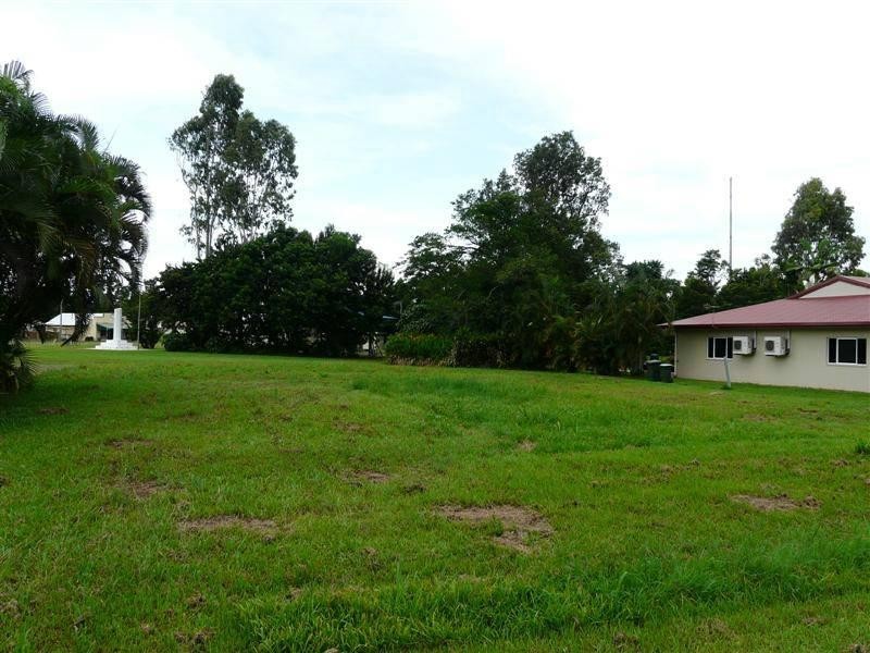 3 Albert Street, Silkwood QLD 4856