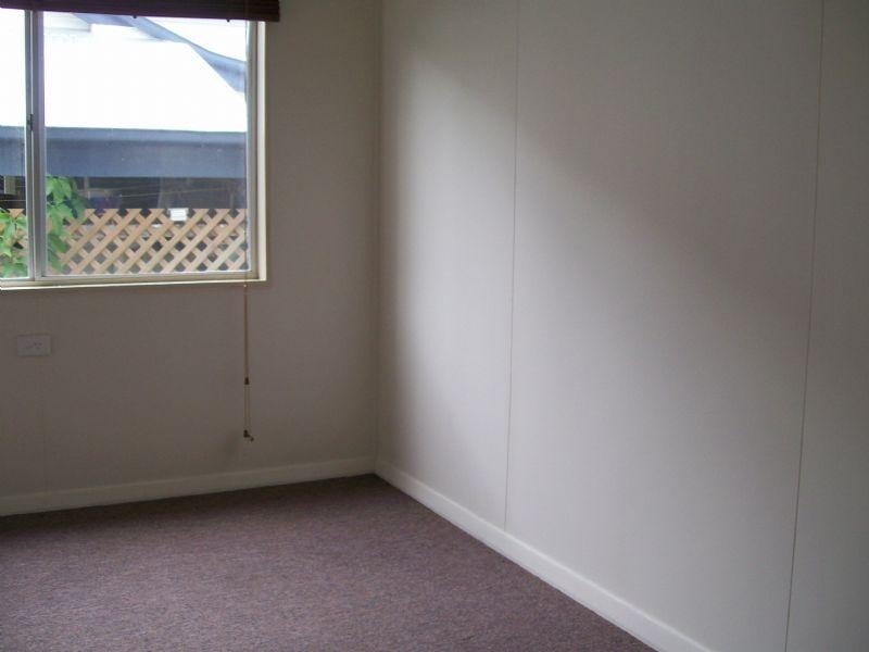 15 Ryan Street, East Innisfail QLD 4860