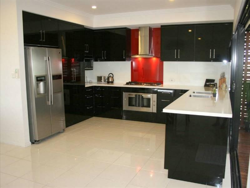 24 Bulgaru Road, Etty Bay QLD 4858