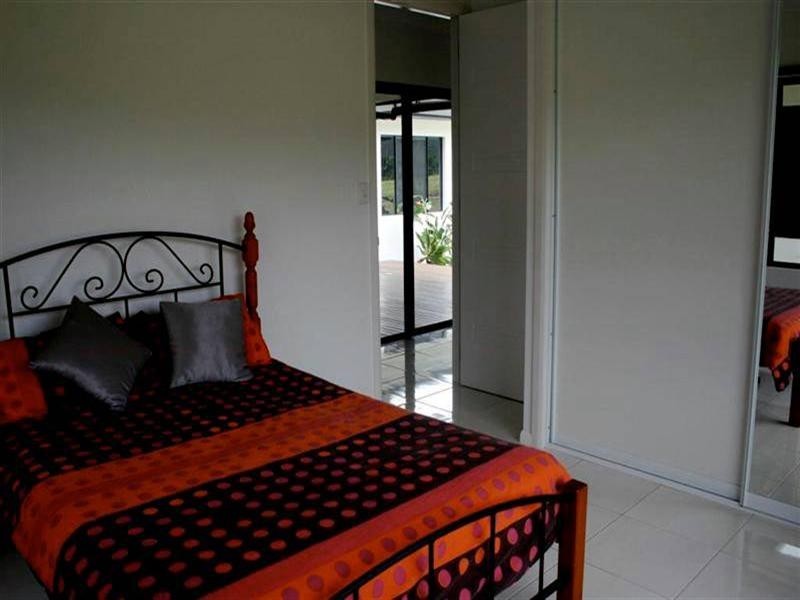 24 Bulgaru Road, Etty Bay QLD 4858