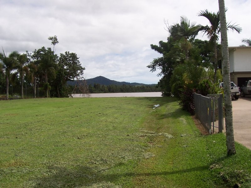 19 Corinda Street, Innisfail QLD 4860