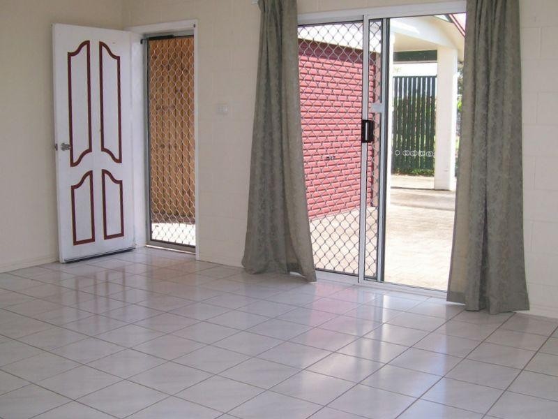 Unit 1/6 Reynolds Road, Innisfail Estate QLD 4860