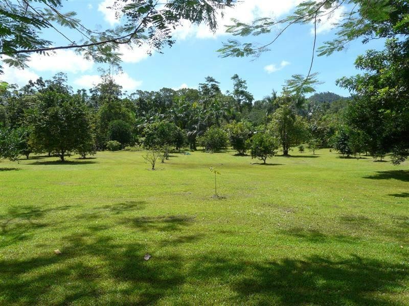 411 Dinner Creek Road, Garradunga QLD 4860