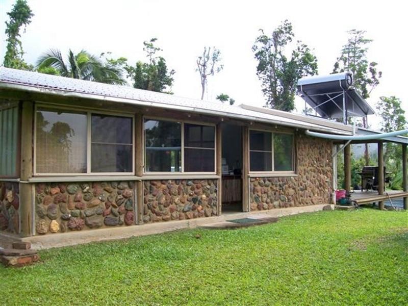 192 Seres Road, Mena Creek QLD 4871