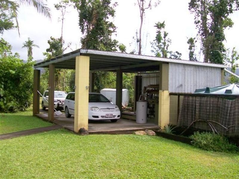 192 Seres Road, Mena Creek QLD 4871