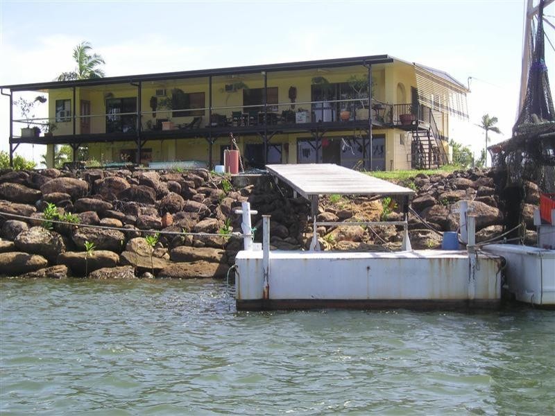 138 The Esplanade, Innisfail QLD 4860