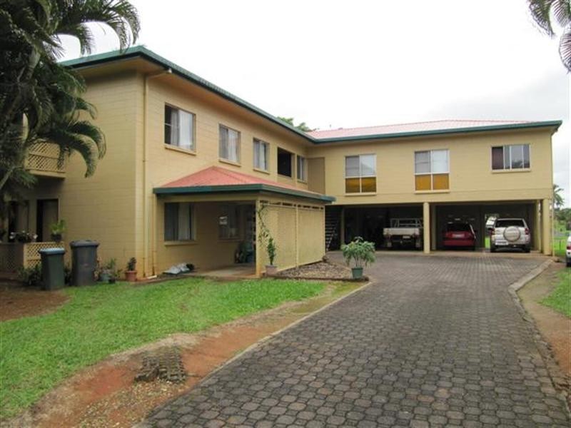 2 and 5/6 Bon Villa Av Belvedere, Innisfail QLD 4860