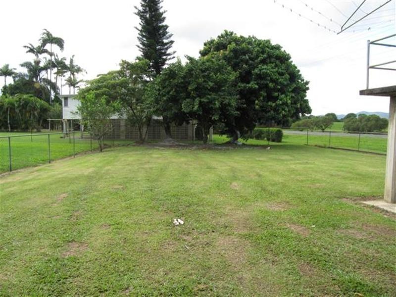 1 Blackwood, Innisfail QLD 4860