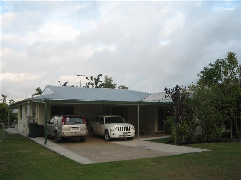 6 Cheshire Street, Wangan QLD 4871