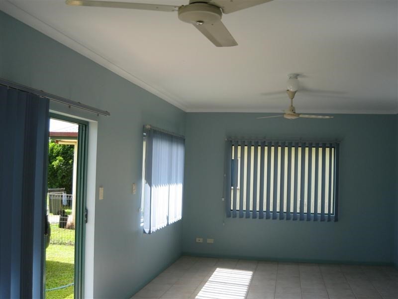 12 Graham Close, Wangan QLD 4871