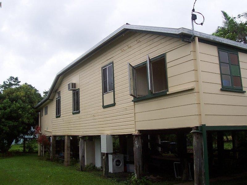 8 Glady Street, Innisfail QLD 4860