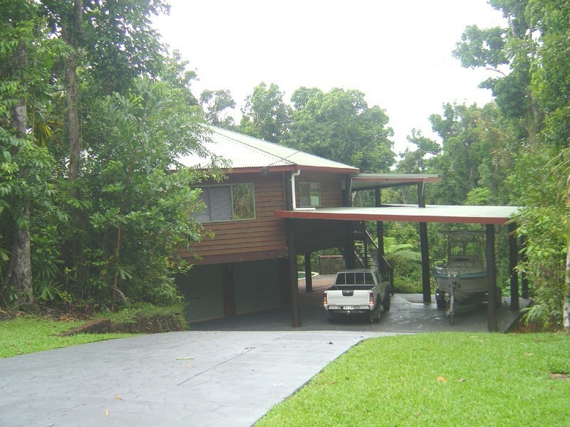 11 Waterfall, Innisfail QLD 4860