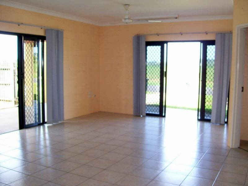 26 Reynolds Road, Innisfail Estate QLD 4860