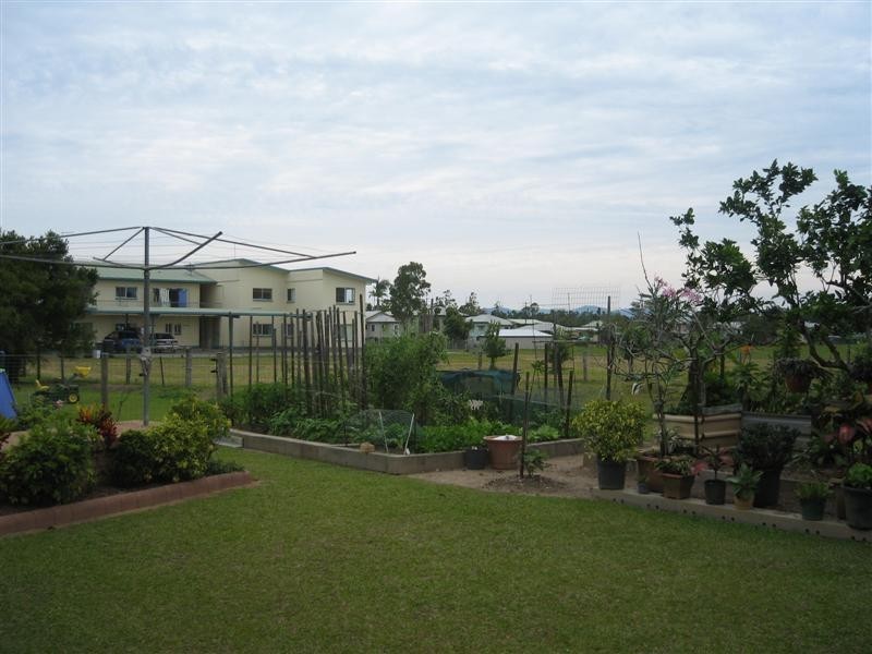 10 Peter Street, Cullinane QLD 4860