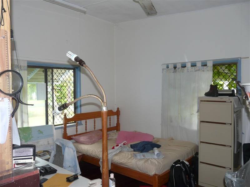 21 Judy Street, Flying Fish Point QLD 4860