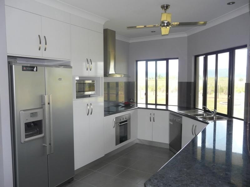 15 De Roma Close, Mena Creek, Innisfail QLD 4860