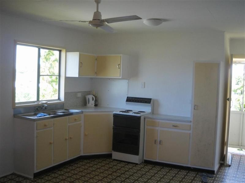 18 Benwell Street, East Innisfail QLD 4860