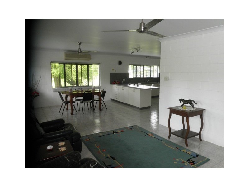 10 Lower Hickey, East Innisfail QLD 4860