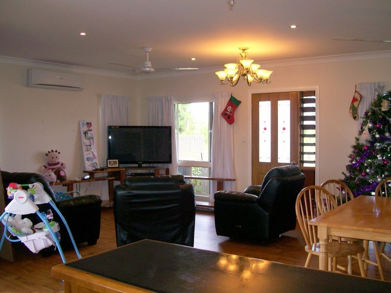 17 De Roma Close, Mena Creek QLD 4871