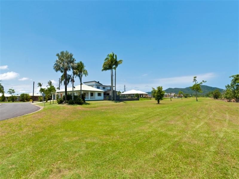 1 Paul, Innisfail QLD 4860