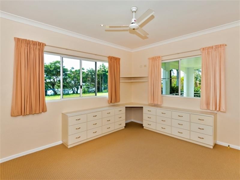 1 Paul, Innisfail QLD 4860